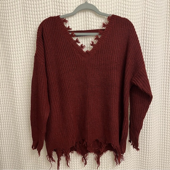 Rue21 Sweaters - Rue21 Maroon V-Neck Distressed Sweater